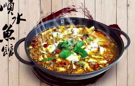 開(kāi)魚火鍋店怎么賺錢 順?biāo)~館盈利簡(jiǎn)單